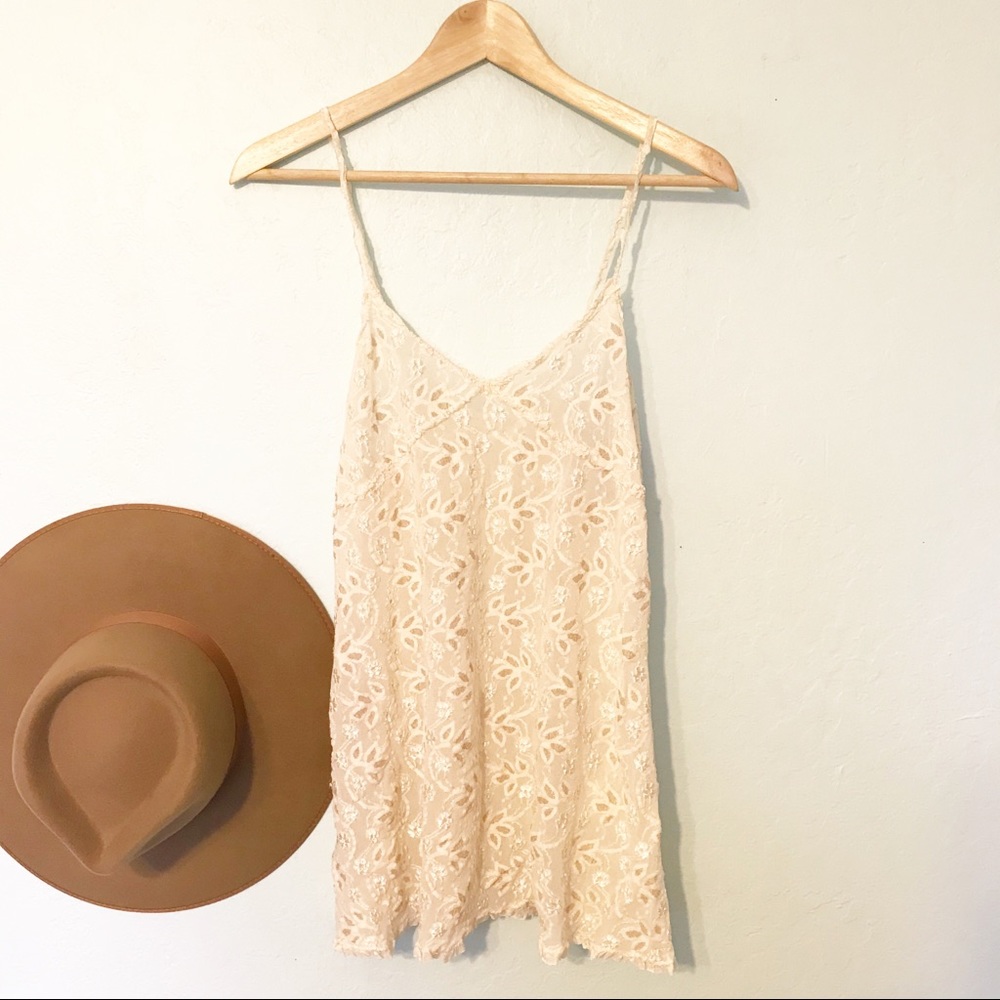 Hanky Panky cream lace signature v-neck chemise